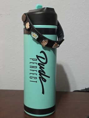 Aqua "Dude Perfect" Insulated Water Bottle
